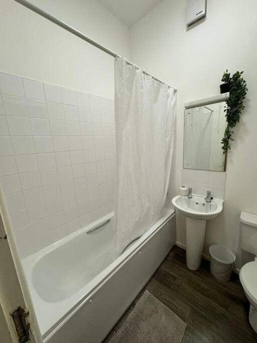 City Center Gem- Flat For 6 In Sheffield Gs404 Ngoại thất bức ảnh